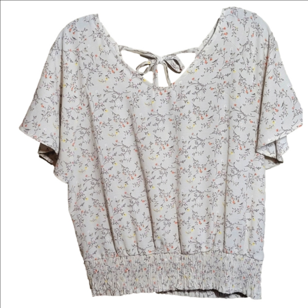 Paper Crane Large flutter sleeve sinched elastic waist fine floral blouse cream